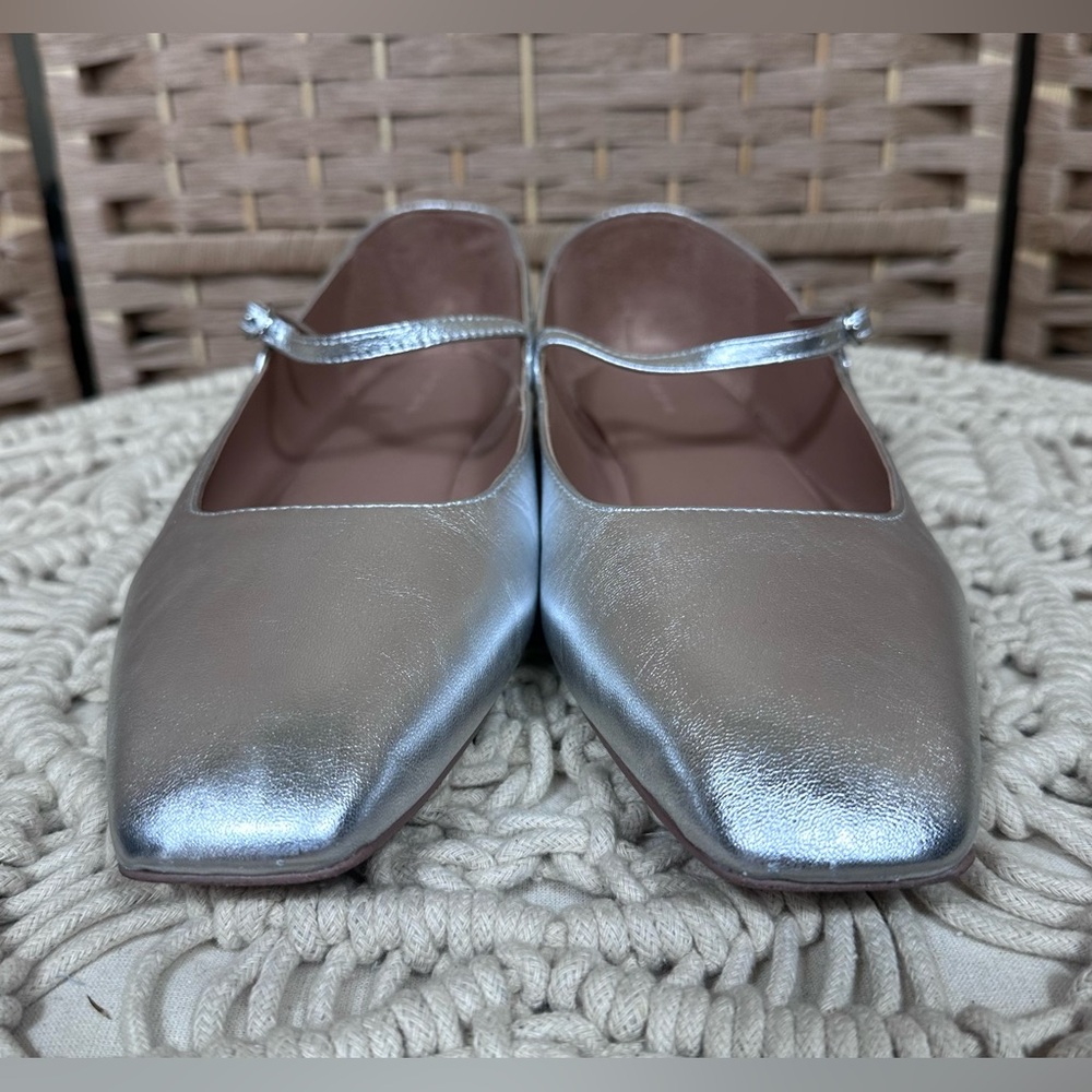 Nordstrom Silver Metallic Square Toe Mary Jane Flats - Size 11 - Picture 7 of 10